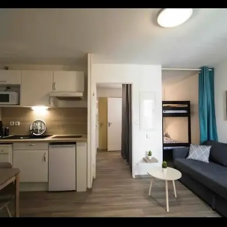 Agreable Lourdes